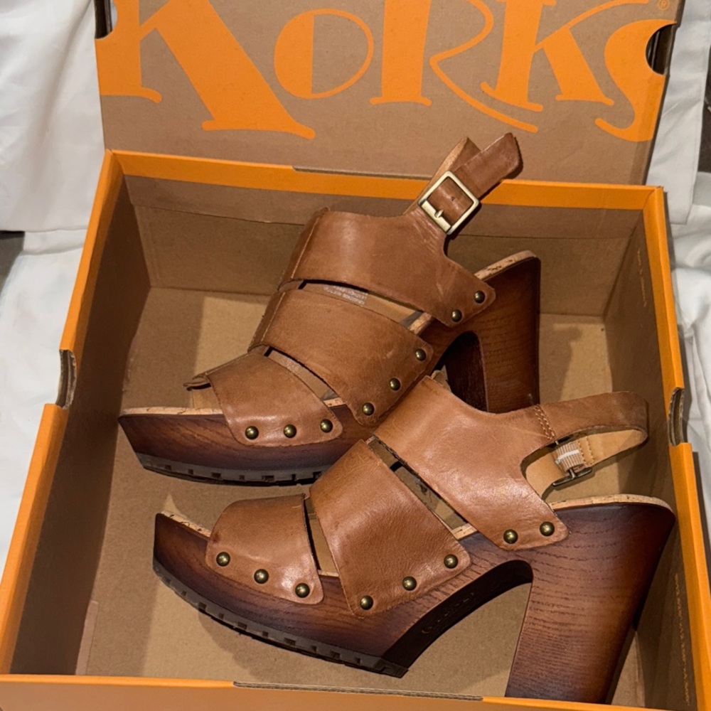 Kork-Ease Tan Leather Mules with Wooden Heel